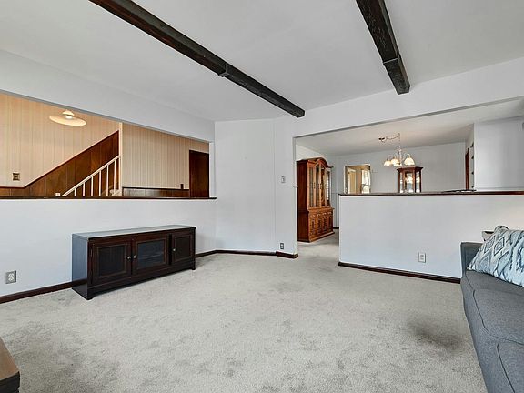 4th image of 221 69th St