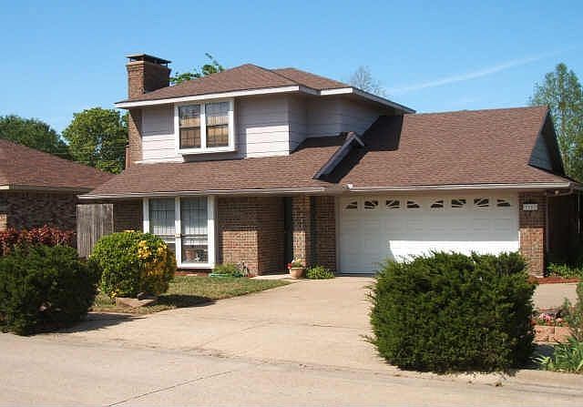 1st image of 3927 Lillie St