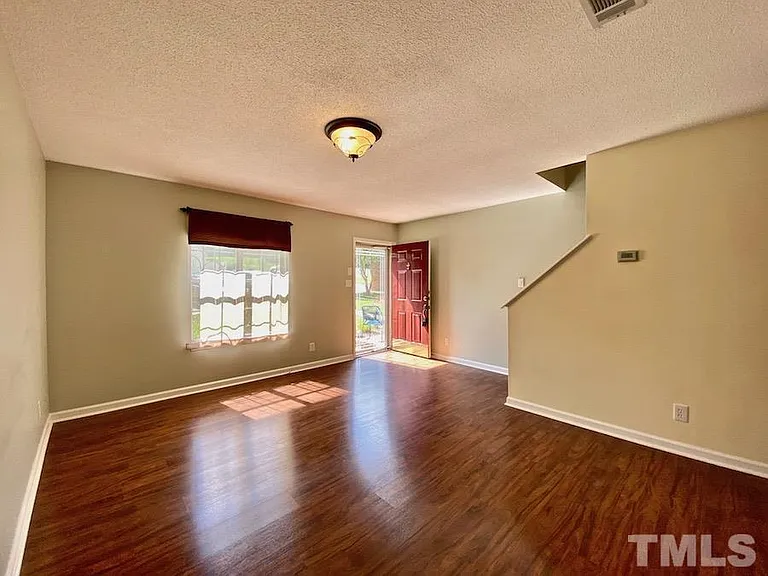 2126 Alpine Rd — Photo 6