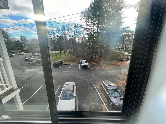 5th image of 4 Bridgeview Cir Unit 41