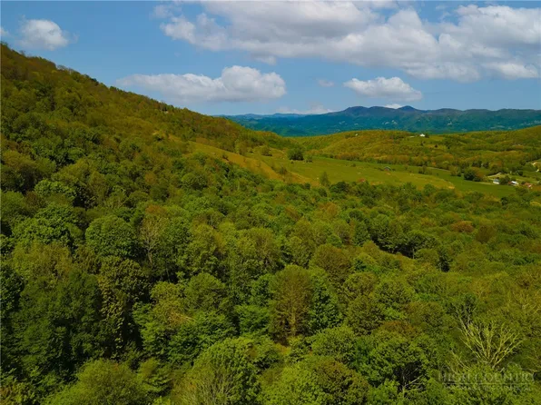Lot 98 Eagle Peak Trail, Banner Elk, NC 28604
