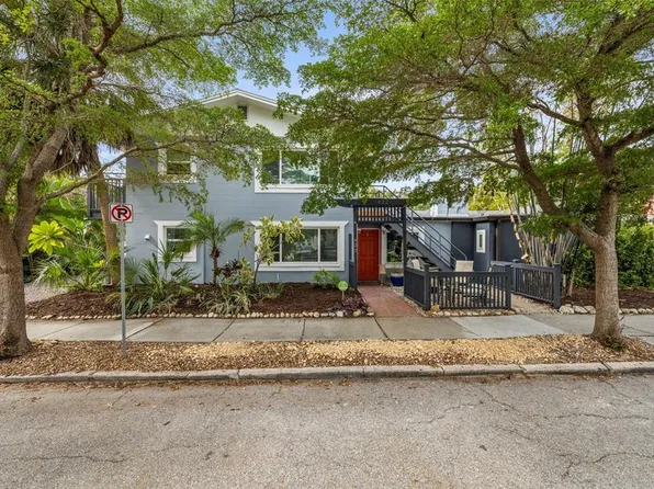 422 Julia Pl, Sarasota, FL 34236