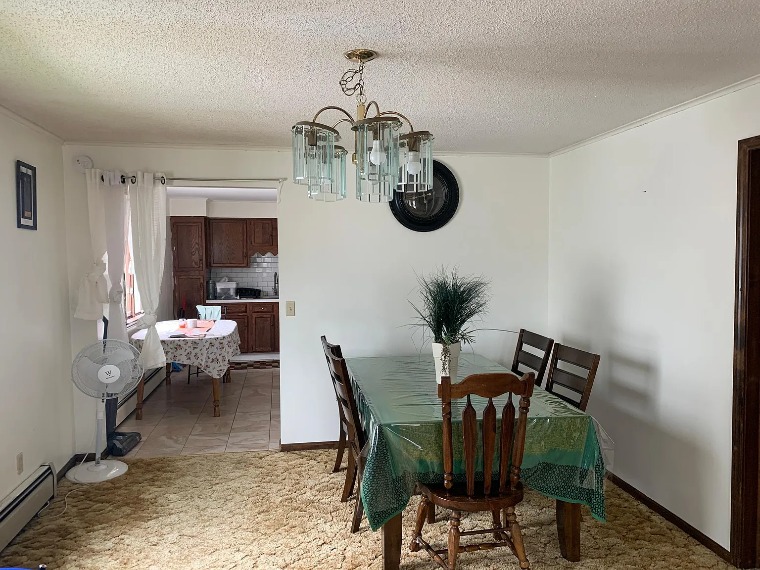 2 bed, 1100 sqft, $1,300 — Photo 3