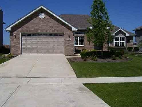 1st image of 216 Westgate Dr