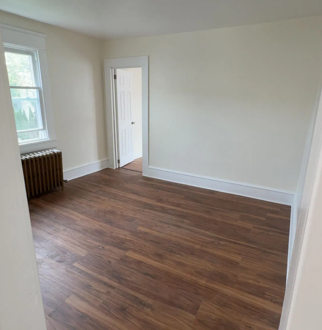 1 bed, 1.0 bath, 832 sqft, $1,100 — Photo 4