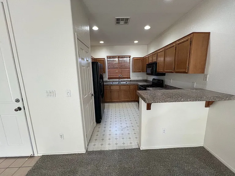 4289 Sugar Dr — Photo 8