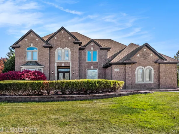54782 Whitby Way, Shelby Township, MI 48316