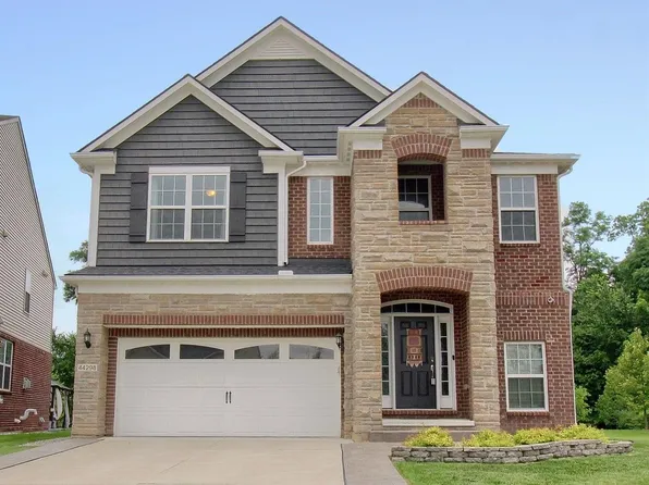 44298 Billings Dr, Novi, MI 48377