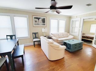 208 7th Ave S #B, Jacksonville Beach, FL 32250