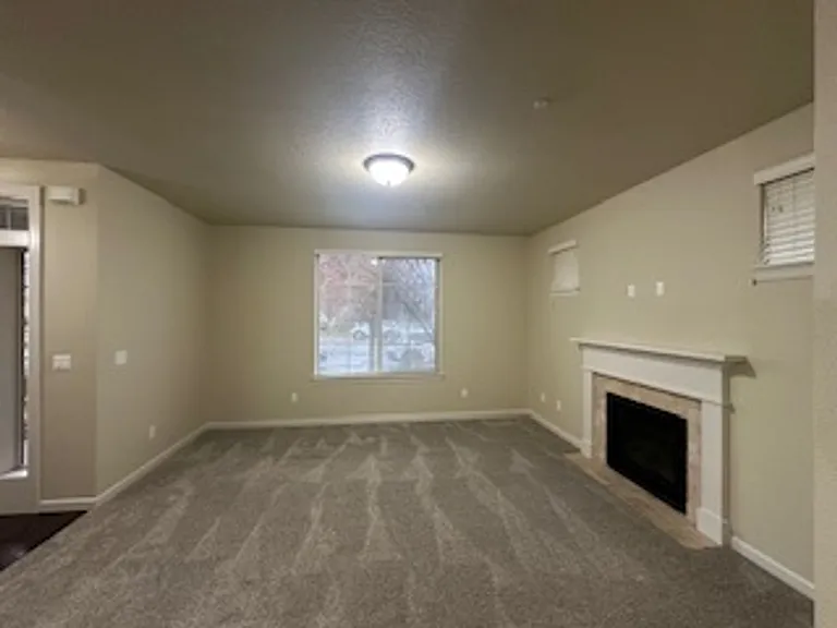 10136 SW Barber St — Photo 5