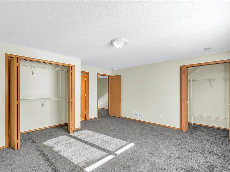 2721 Rainbow Ave — Photo 21