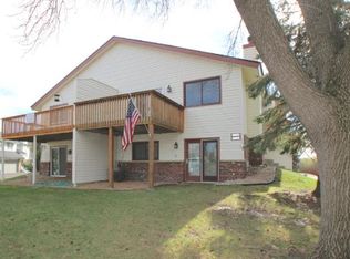 6665 Falstaff Rd, Woodbury, MN 55125