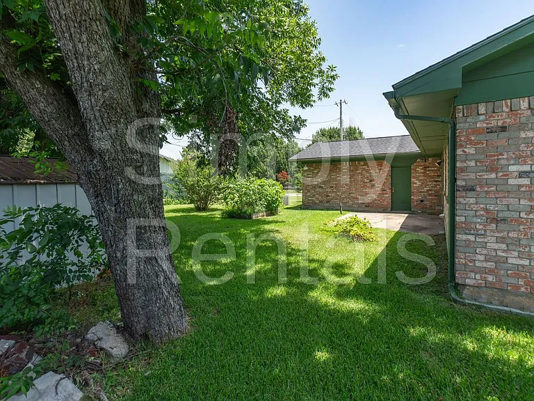 3500 Nashville Ave — Photo 35
