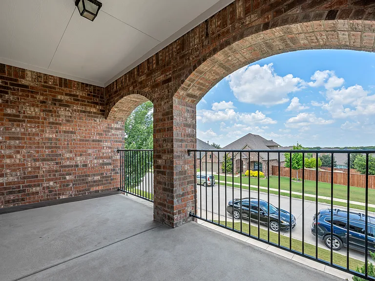 622 Newchester Dr — Photo 27