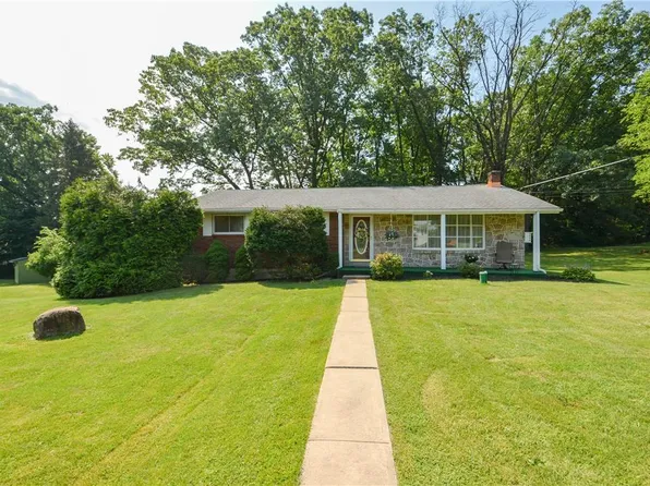 780 Fetters Ln, Allentown, PA 18106
