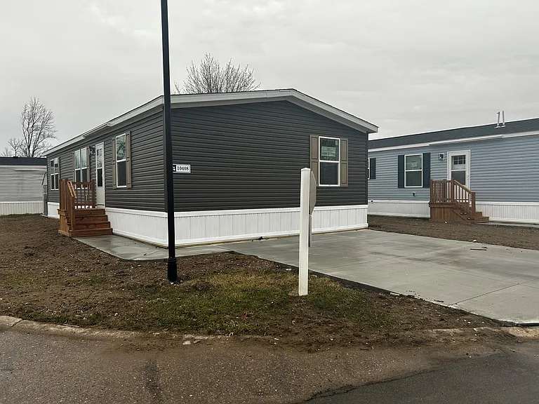 Ravinia Anchor Bay — Photo 66