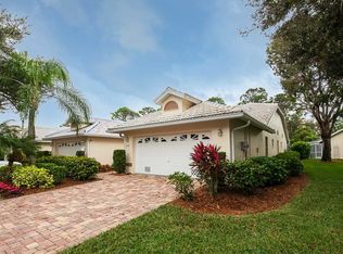 804 Wiggins Bay Dr, Naples, FL 34110
