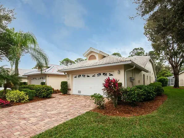 804 Wiggins Bay Dr, Naples, FL 34110