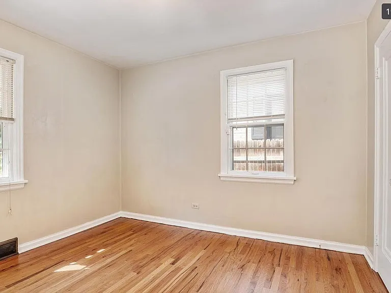 745 N Cherry St — Photo 16