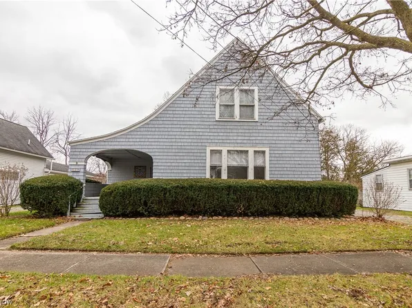 229 Barker St, Wellington, OH 44090