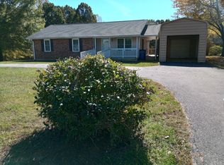 508 Dearborn Rd, Evington, VA 24550