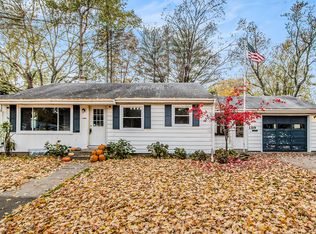 1319 Manor St, Kalamazoo, MI 49006