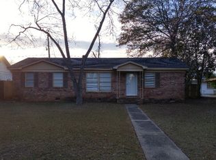 2017 Nottingham Way, Albany, GA 31707