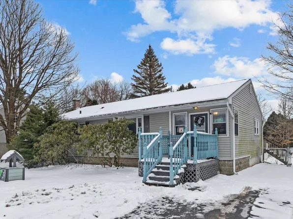 62 South Street, Essex Junction, VT 05452