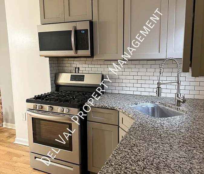 3104 Hurley St — Photo 7