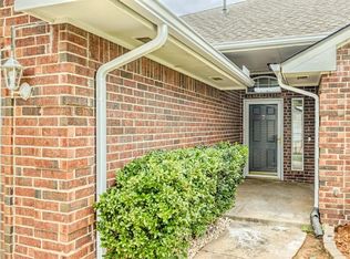 13613 Prairie View Ln, Oklahoma City, OK 73142