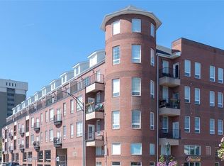 360-102 S Elm St, Greensboro, NC 27401