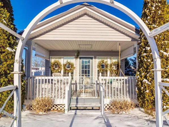 75 Cobler St, Peebles, OH 45660