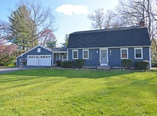 169 Brookhaven Dr, East Longmeadow, MA 01028