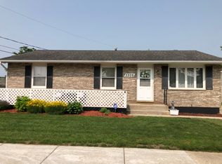 2206 N Butrick St, Waukegan, IL 60087