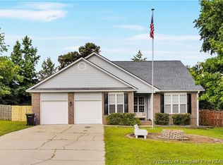 7823 Redwood Ave, Fayetteville, NC 28314