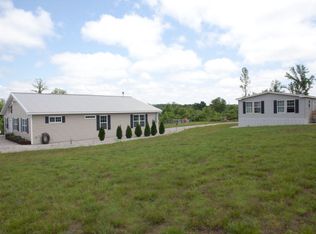 453 Mabry School Rd, Cookeville, TN 38501