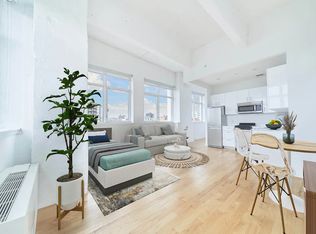 55 Hope St APT 216, Brooklyn, NY 11211