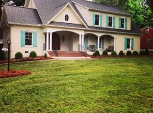 218 S Canterbury Rd, Charlotte, NC 28211