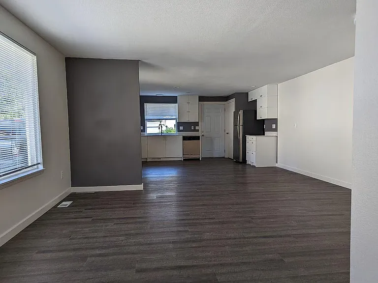 5210 Grove St #A — Photo 5