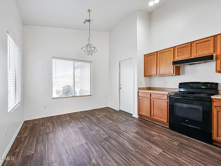 8615 W Butler Dr — Photo 5