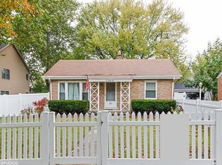 632 Sherman St, Downers Grove, IL 60515