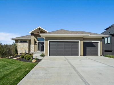 11606 S Zarda Dr, Olathe, KS, 66061