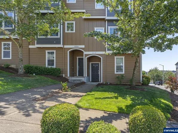 1946 Hawksview Ave SE, Salem, OR 97306