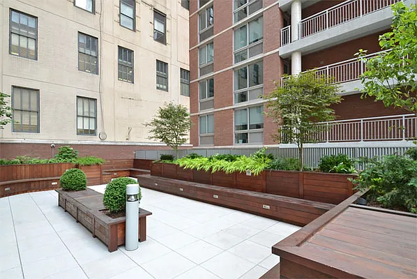 Rented by Waterton Residential New York | media 7