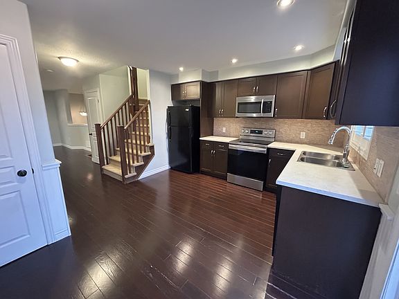 3rd image of 25 Viking Dr #44
