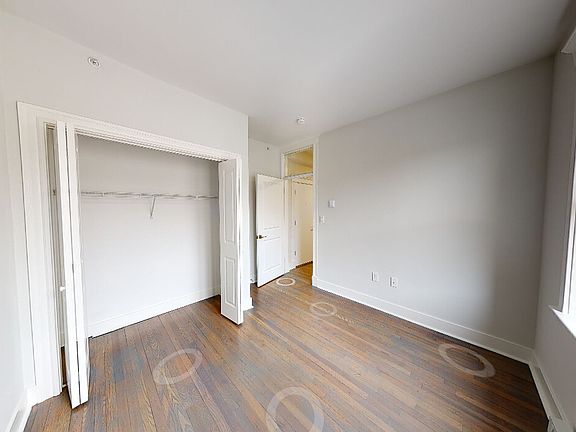 2nd image of 82 Park Dr #25B