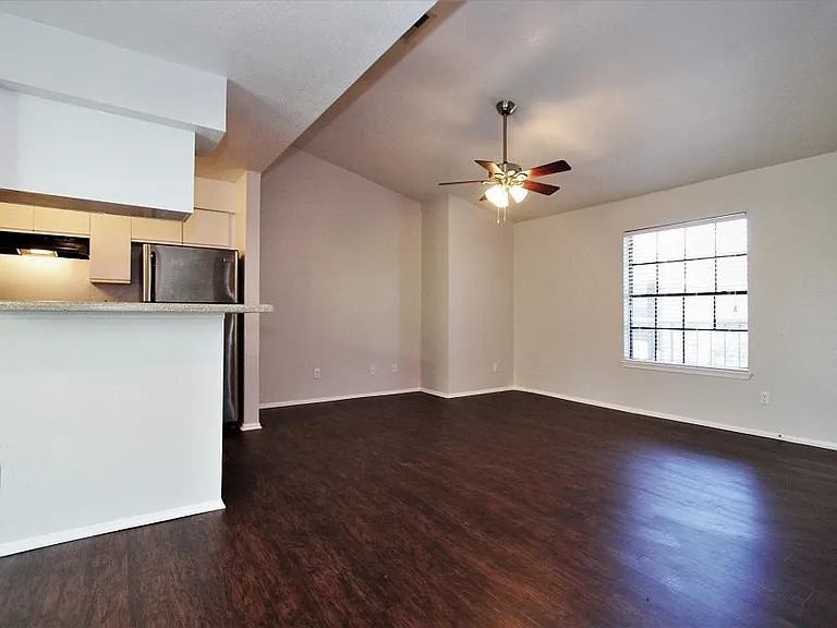 Oak Bend — Photo 11