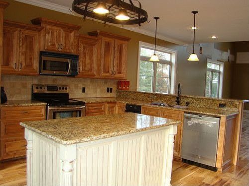 4th image of 411 Patricia Dr