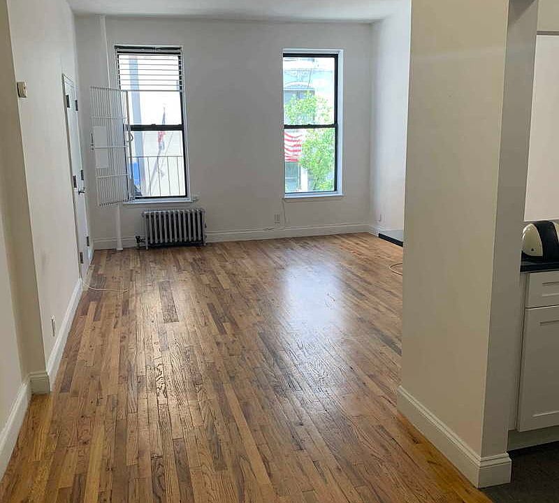 1st image of 346 W 52nd St Front 2E