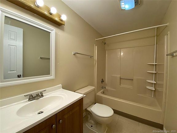 5th image of 46 Orchard St #52A
